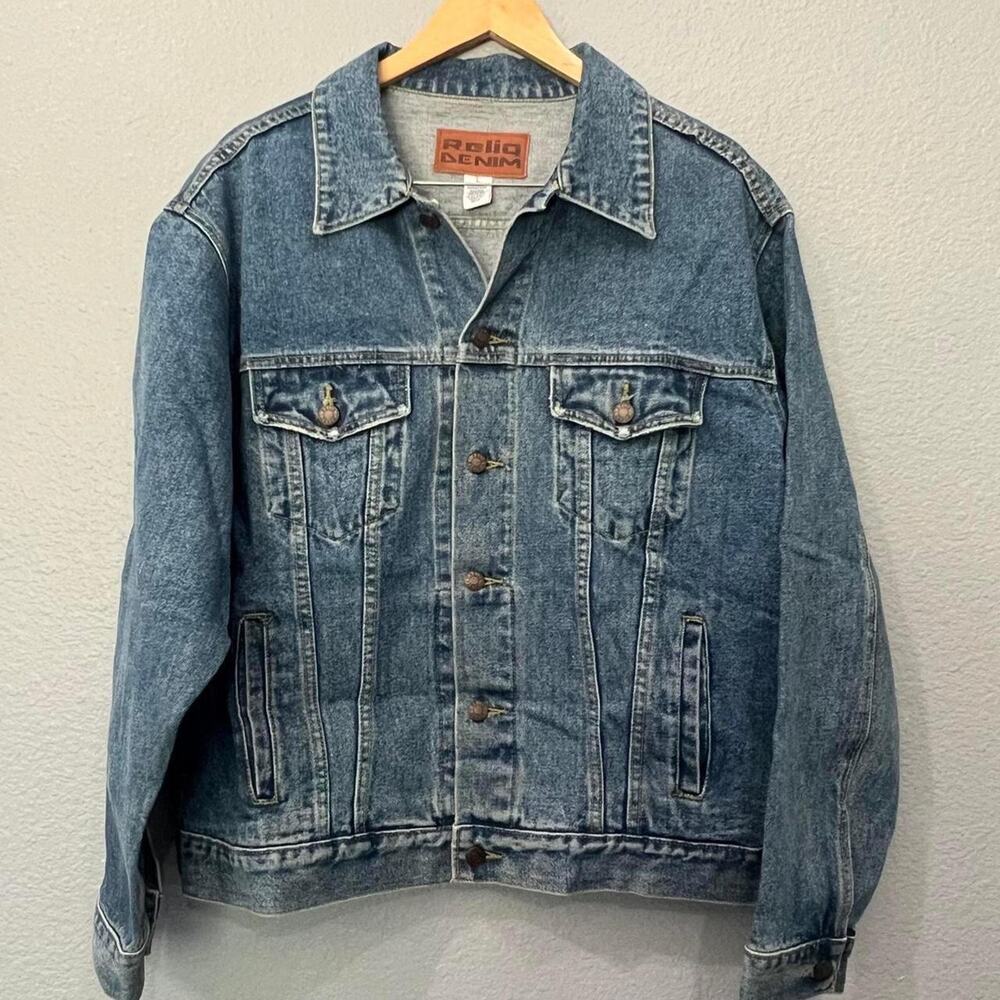 Reliq Denim jean jacket in a classic medium-wash blue Size L